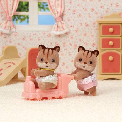 Sylvanian Families - Walnut Squirrel Twins