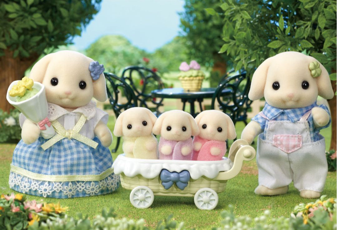 Sylvanian Families - Flora Rabbit Family
